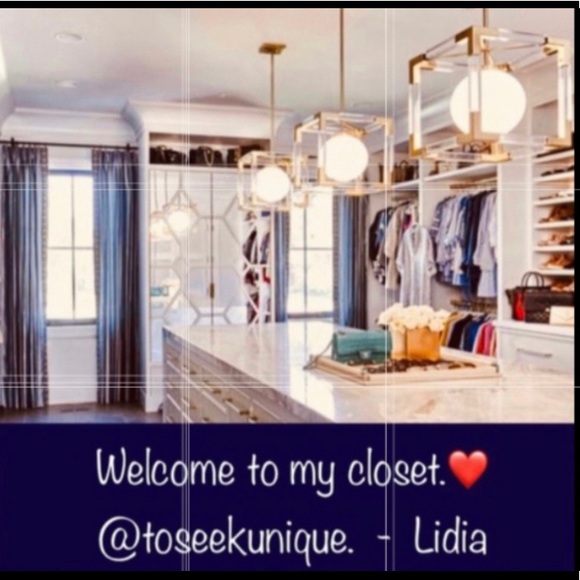 ⭐️ Old Navy Floral Dress with bell sleeve, super cute - Picture 10 of 16